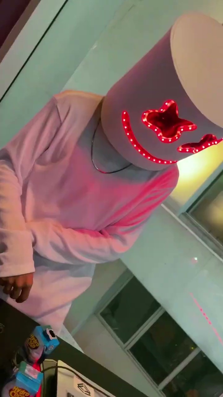 Halloween — Social Cut — Social Content